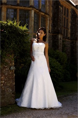 Kanten trouwjurken, trouwjurken met kant, Kanten bruidsjurken, bruidsjurken met kant