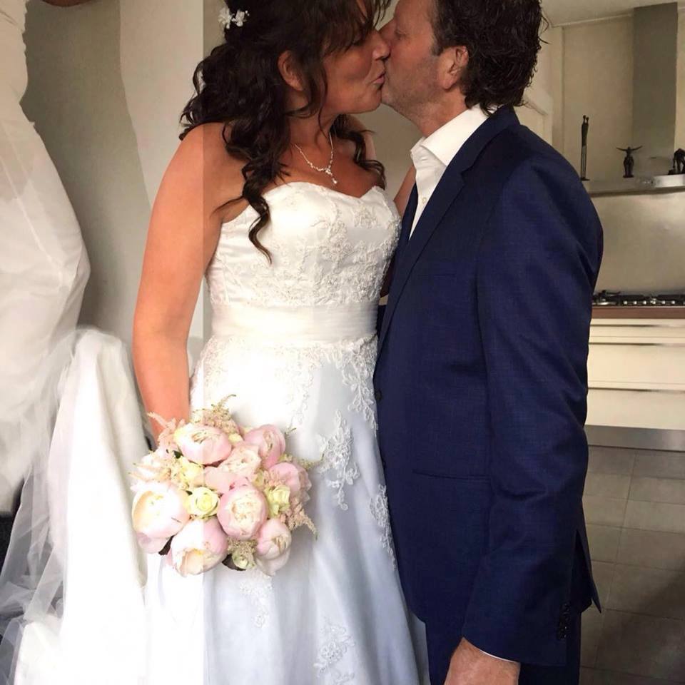 Bruidsboeket met pioenrozen