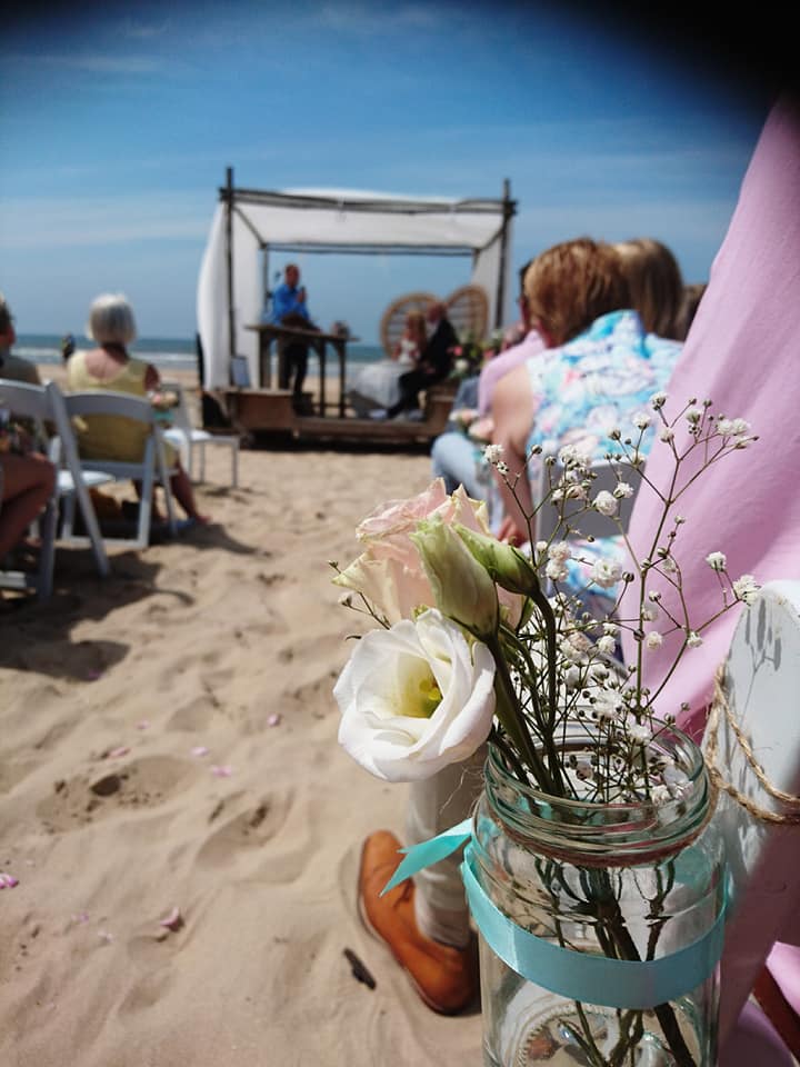 trouwen op het strand