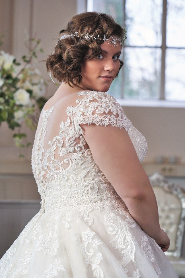 trouwjurk grote maat met mouwen