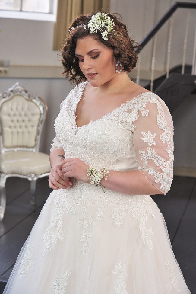 trouwjurk grote maat met mouwen